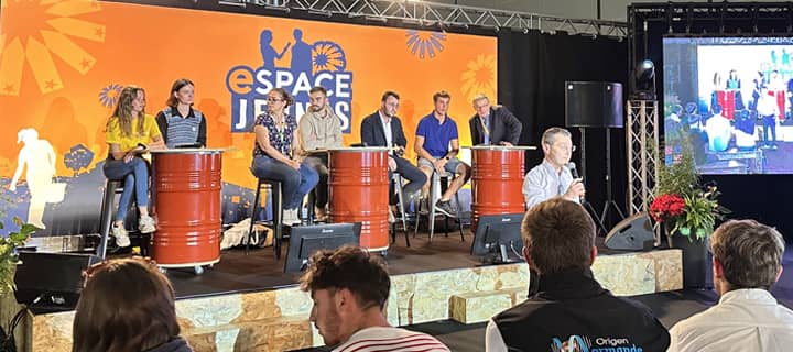 Etudiants et diplômées au SPACE
