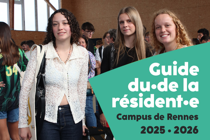 Etudiantes le jour de la rentrée